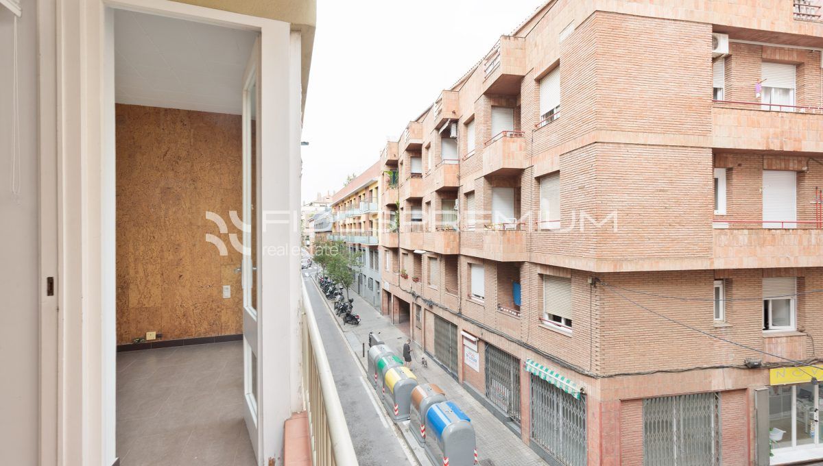 TZA BALCON