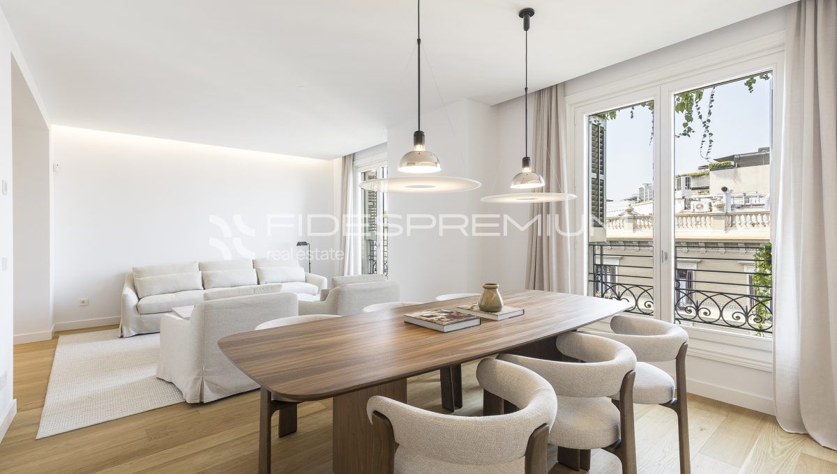 paseogracia305dbaja-1-23
